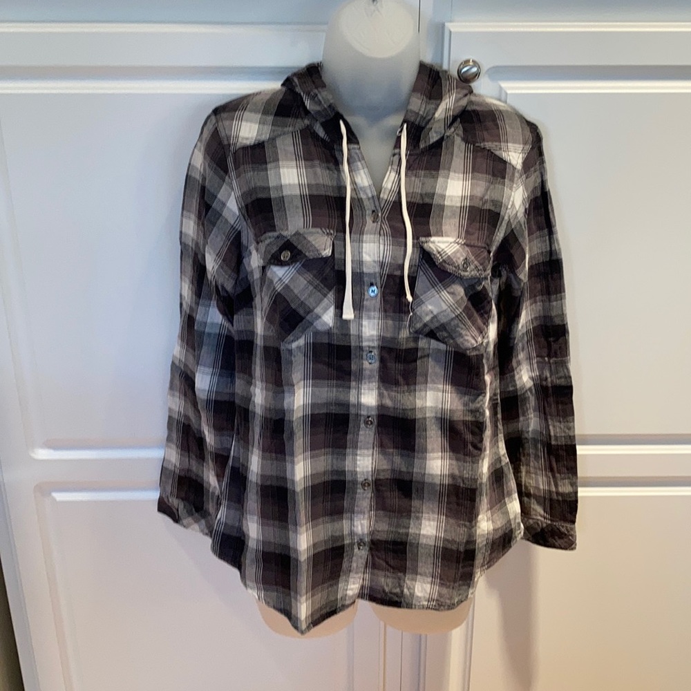EUC Columbia hooded button up. Size S.